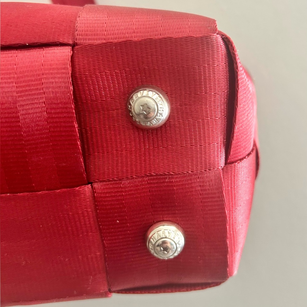 Harveys The Original Seatbelt Mercedes Benz Woven Dual Handles Tote Handbag Red - Picture 6 of 8